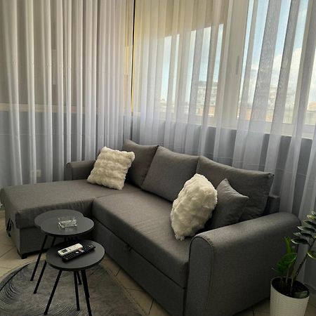 Mirela'S Apartment City Center 地拉那 外观 照片